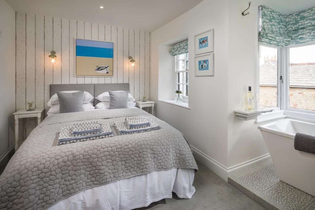 Penwyth House Bed & Breakfast นิวคีย์ ภายนอก รูปภาพ